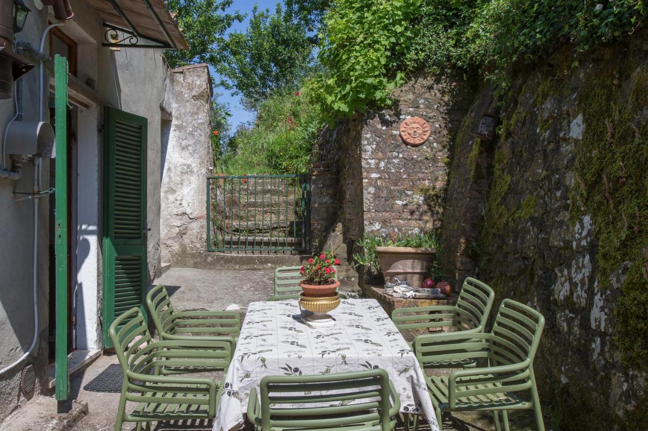 Casina Orione Apartment Montecatini Val di Cecina Exterior photo